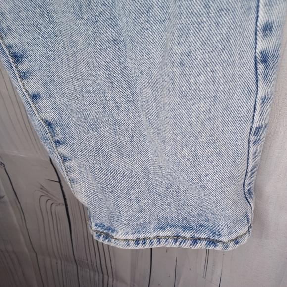 PacSun Destroyed Light Wash Denim Dad Jeans - Picture 6 of 13